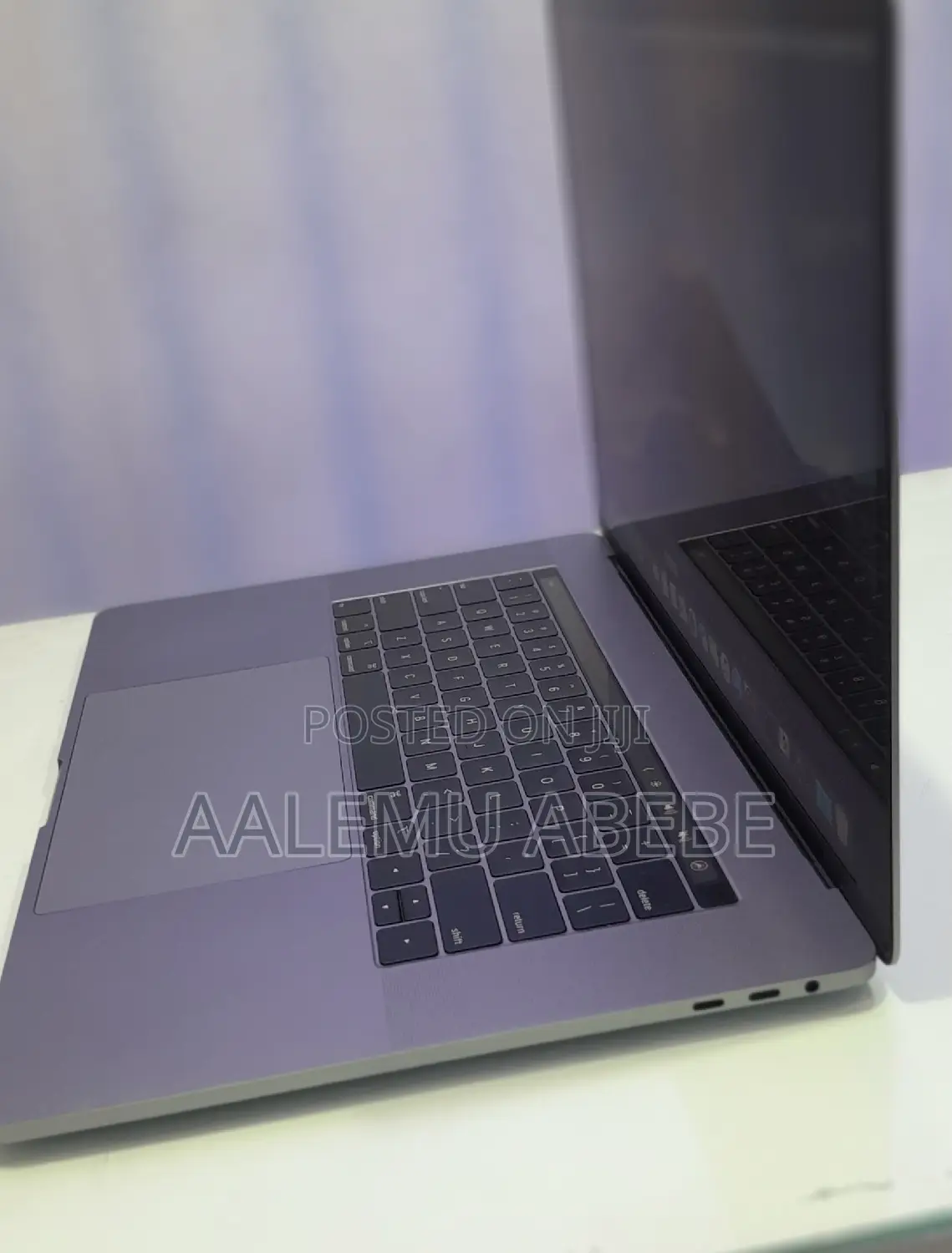 New Laptop Apple MacBook Pro 2019 32GB Intel Core I7 SSD 1T