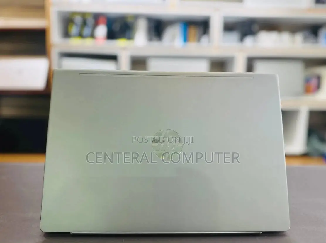 New Laptop HP 430 8GB Intel Core I5 SSD 512GB