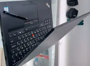 New Laptop Lenovo ThinkPad Yoga 370 8GB Intel Core I5 SSD 512GB
