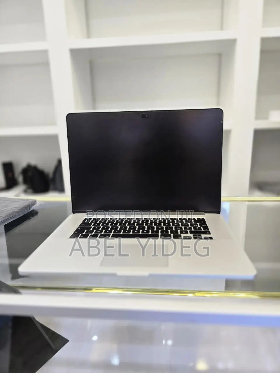 New Laptop Apple MacBook Pro 2015 16GB Intel Core I7 SSD 1T