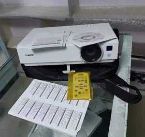 Brand New Sony Projector Dx 102