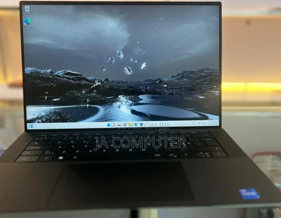 New Laptop Dell XPS 15 16GB Intel Core I7 SSD 512GB