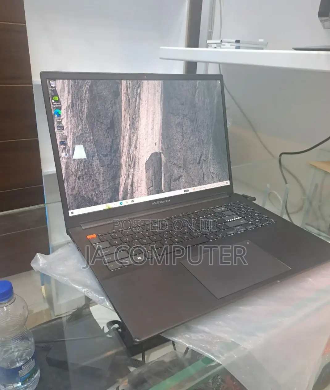 New Laptop Asus VivoBook 15 X505BA 16GB AMD Ryzen 9 SSD 1T