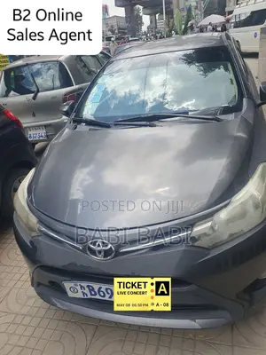 Toyota Yaris 2016 Gray