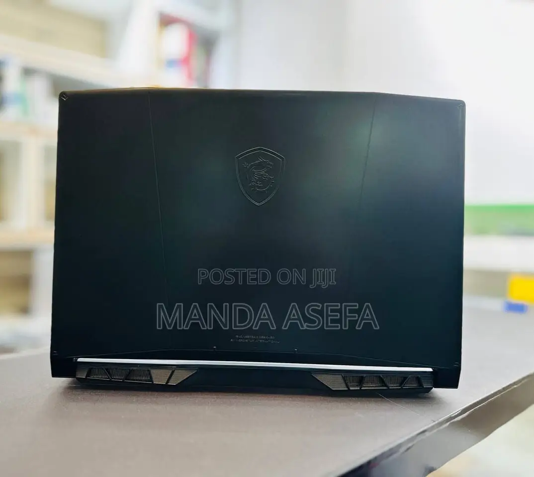 New Laptop MSI Katana 15 16GB Intel Core I7 SSD 512GB
