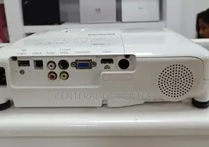 Used Epson EB- X31 Projector 
Resolution :1024 X 768