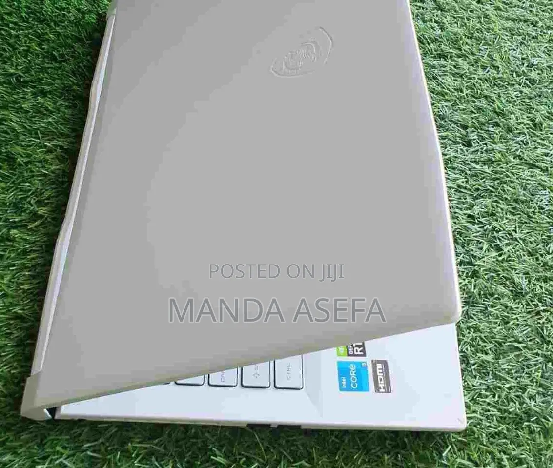 New Laptop MSI 8GB Intel Core I5 SSD 512GB