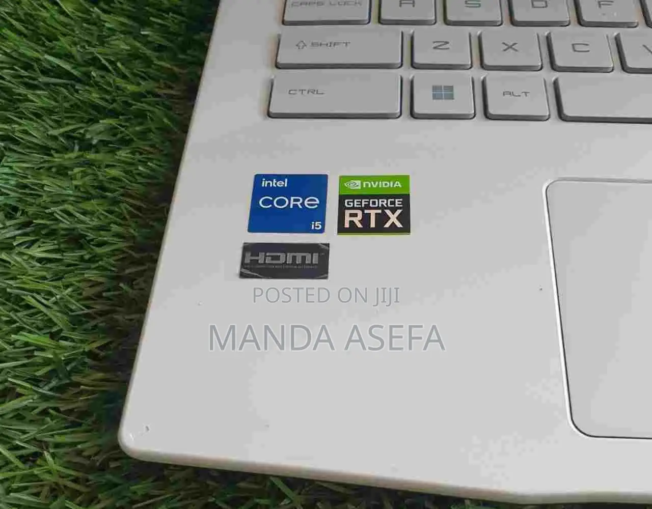 New Laptop MSI 8GB Intel Core I5 SSD 512GB