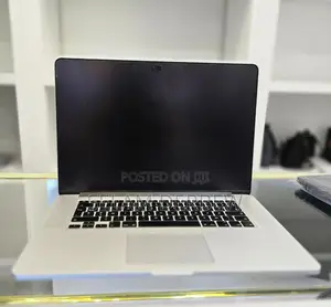 New Laptop Apple MacBook Pro 2015 16GB Intel Core I7 SSD 1T
