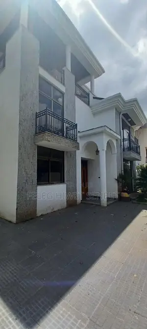 Furnished 5bdrm House in አአ, Bole for sale