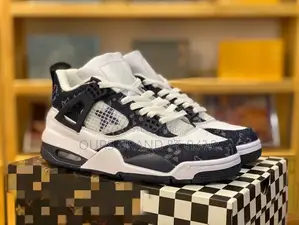 Louis Vuitton High Master Quality Luxurious Sneakers Shoes
