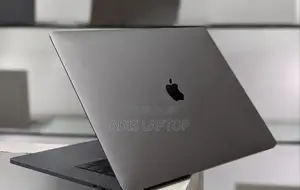 New Laptop Apple MacBook 2018 32GB Intel Core I9 SSD 1T