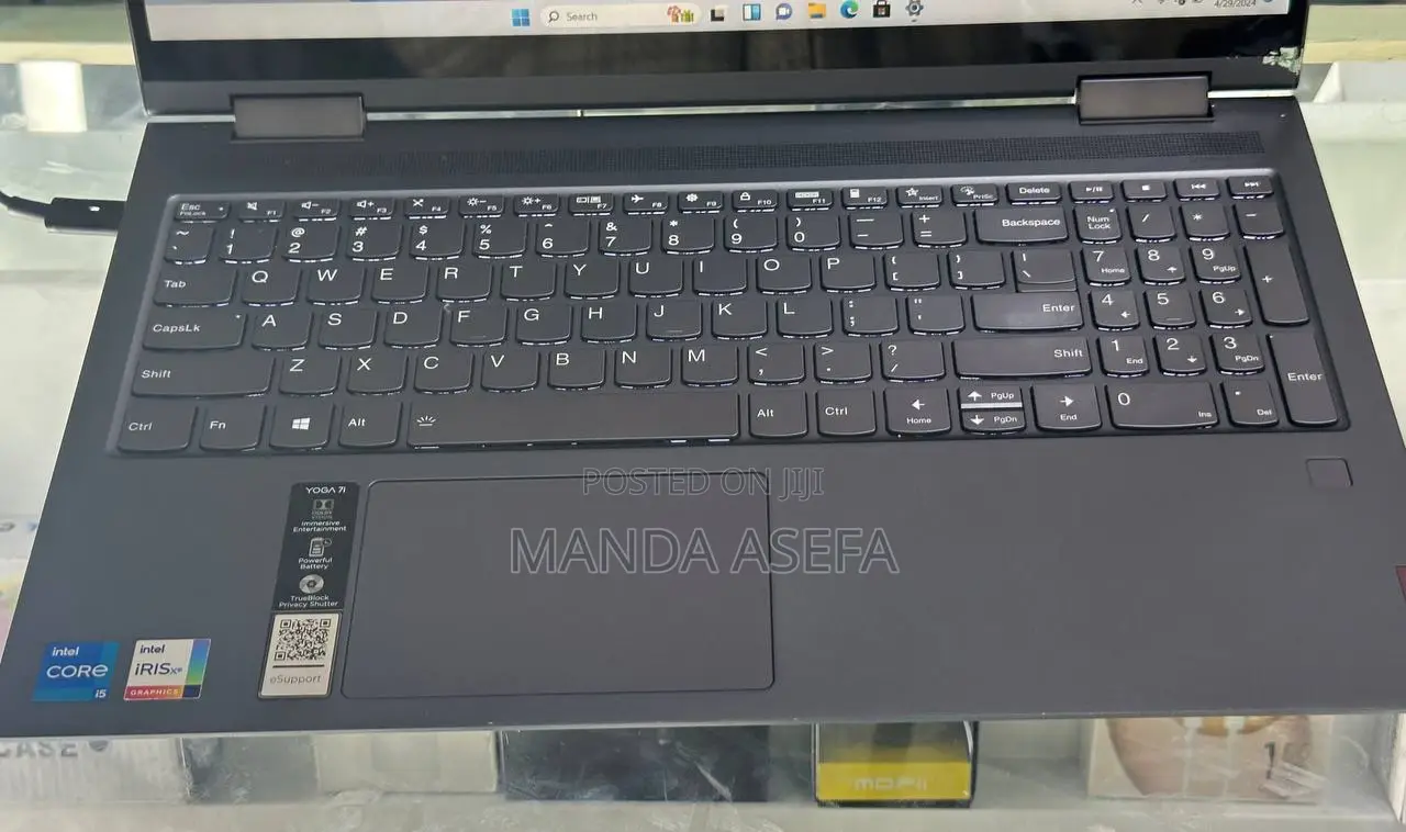 New Laptop Lenovo 8GB Intel Core I5 SSD 256GB