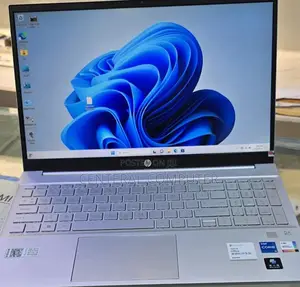 New Laptop HP Pavilion 15-Eh0050wm 8GB Intel Core I7 SSD 512GB