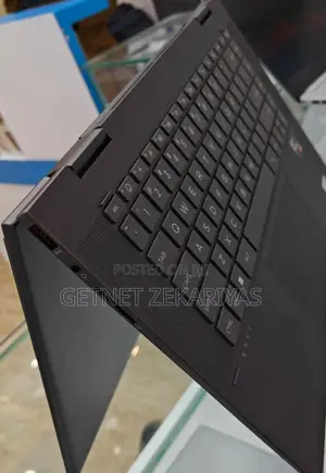 New Laptop HP Envy X360 8GB AMD Ryzen 5 SSD 512GB