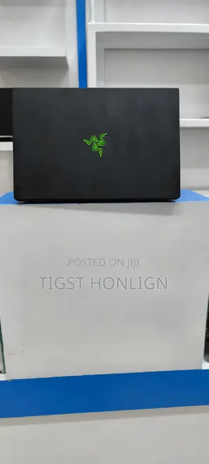 New Laptop Razer Blade 16GB Intel Core I7 SSD 512GB