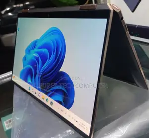 New Laptop HP Spectre X360 8GB Intel Core I7 SSD 512GB