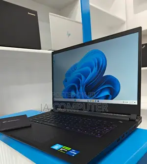 New Laptop Gigabyte AERO 15 16GB Intel Core I5 SSD 512GB