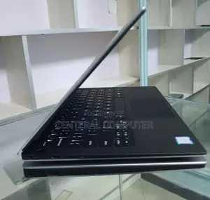 New Laptop Dell XPS 13 9310 16GB Intel Core i7 SSD 512GB