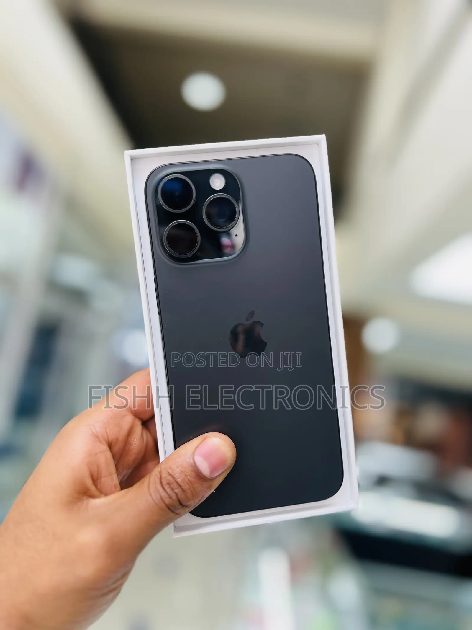 New Apple iPhone 15 Pro Max 256 GB Black