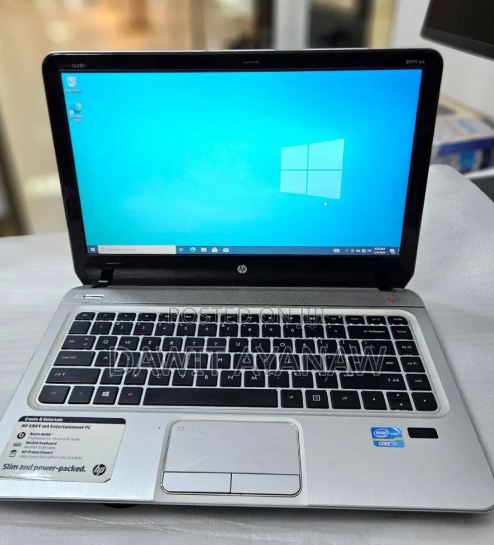New Laptop HP Envy 14 8GB Intel Core I7 HDD 1T