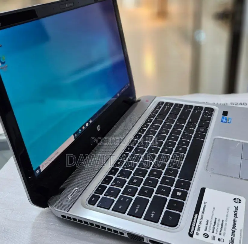 New Laptop HP Envy 14 8GB Intel Core I7 HDD 1T