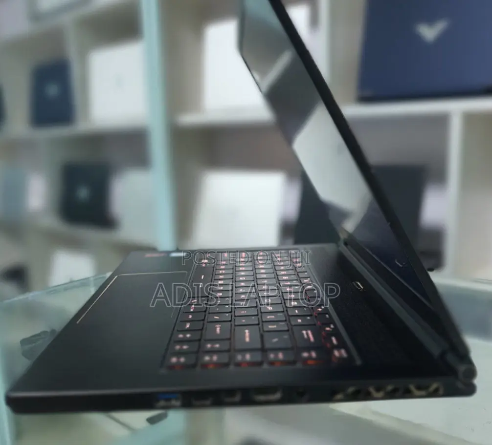 New Laptop Lenovo Legion 5 16GB AMD Ryzen 7 SSD 1T