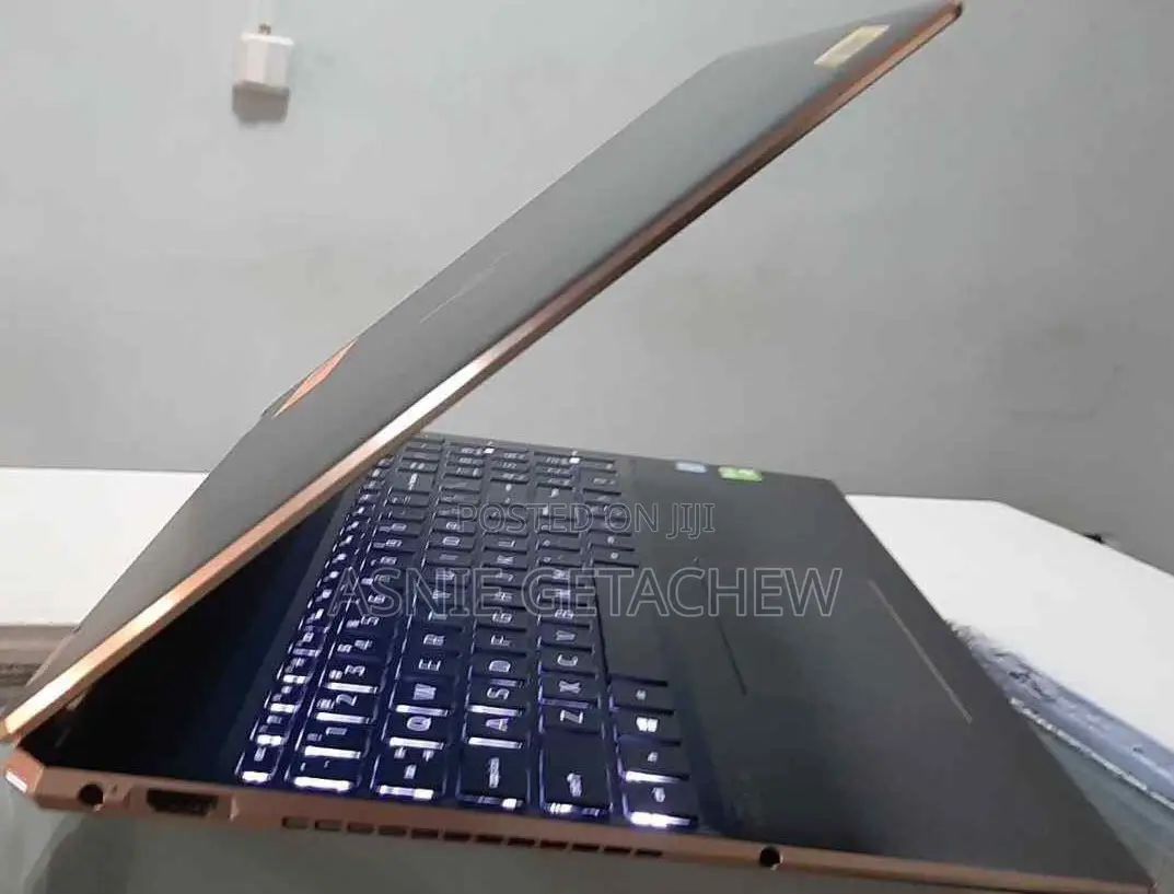 New Laptop HP Spectre X360 16GB Intel Core I7 SSD 512GB