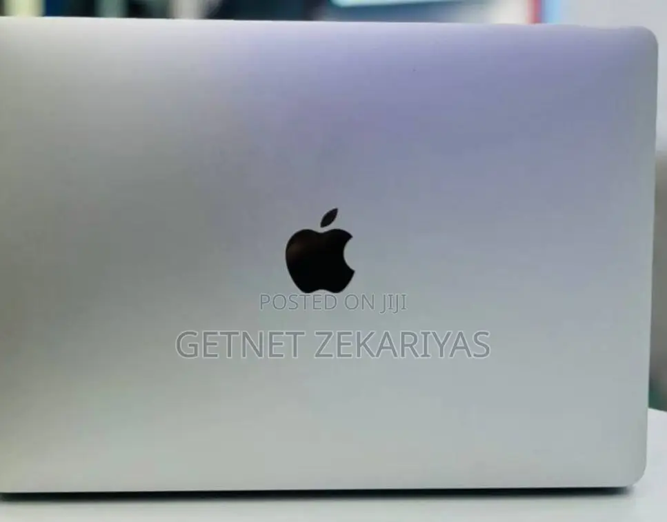 New Laptop Apple MacBook Pro 8GB Apple M2 SSD 256GB