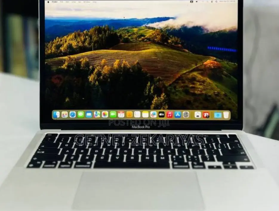 New Laptop Apple MacBook Pro 8GB Apple M2 SSD 256GB