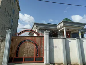 Furnished 4bdrm Villa in Aa, Bole for sale