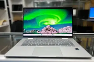 New Laptop HP Envy X360 8GB Intel Core I5 SSD 512GB