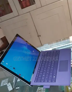 New Laptop Microsoft Surface 4GB Intel Core M SSD 128GB