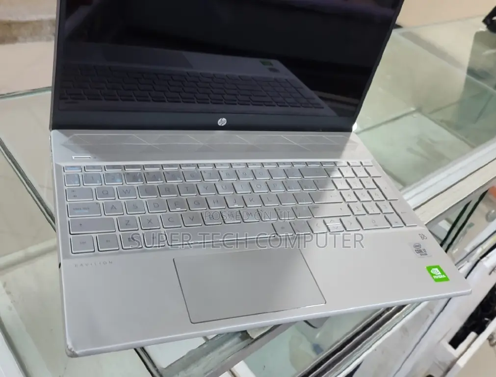 New Laptop HP Pavilion 15 8GB Intel Core I7 HDD+SSD 1T