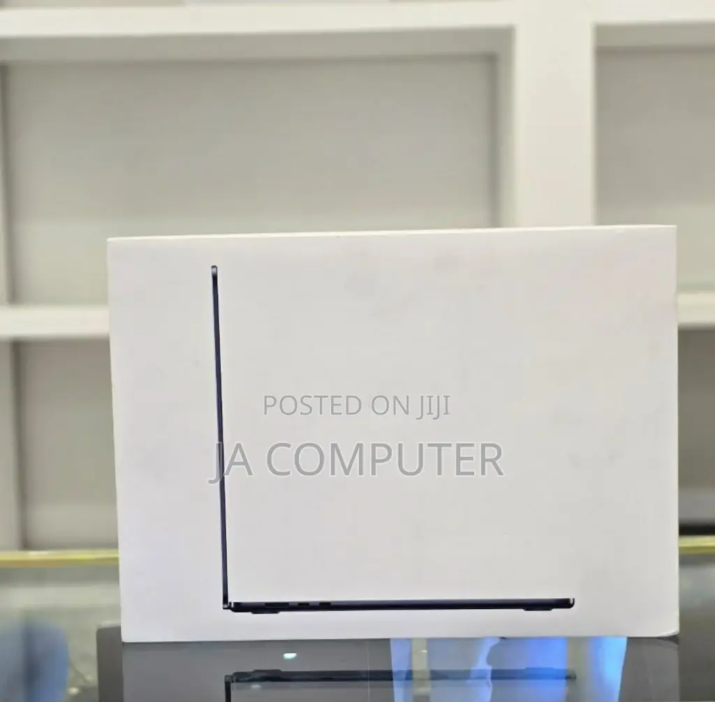 New Laptop Apple MacBook Air 8GB Apple M3 SSD 512GB