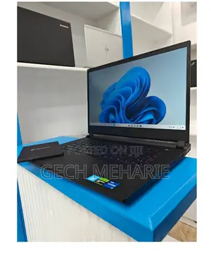 New Laptop Gigabyte AERO 15 16GB Intel Core I7 SSD 512GB