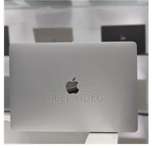 New Laptop Apple MacBook Pro 2018 16GB Intel Core I7 SSD 512GB