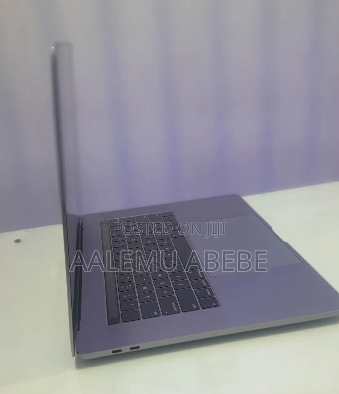 New Laptop Apple MacBook Pro 2017 16GB Intel Core I7 SSD 1T