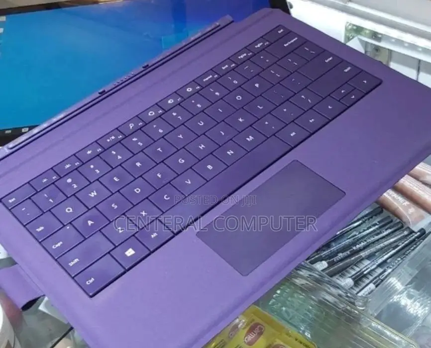 New Laptop Microsoft Surface Pro 4GB Intel Core M SSD 128GB