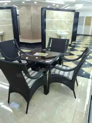 Garden Square Table and Chair የጋርደን ጠረጴዛ እና ወንበር