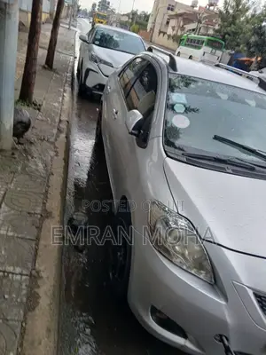Toyota Yaris 2010 Silver