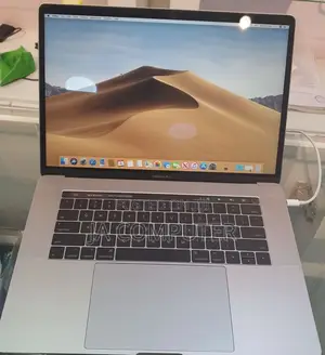 New Laptop Apple MacBook Pro 2017 16GB Intel Core I7 SSD 1T