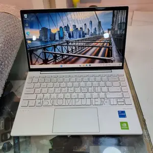 New Laptop HP Envy 14 16GB Intel Core I5 SSD 512GB