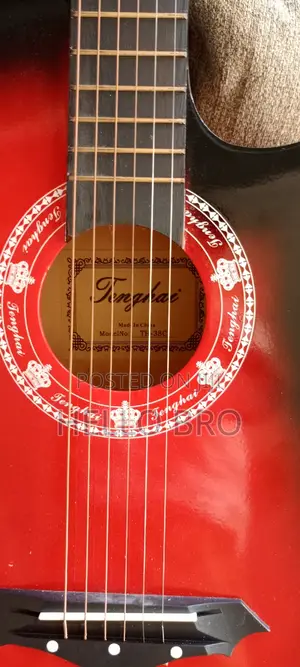 Box Guitar