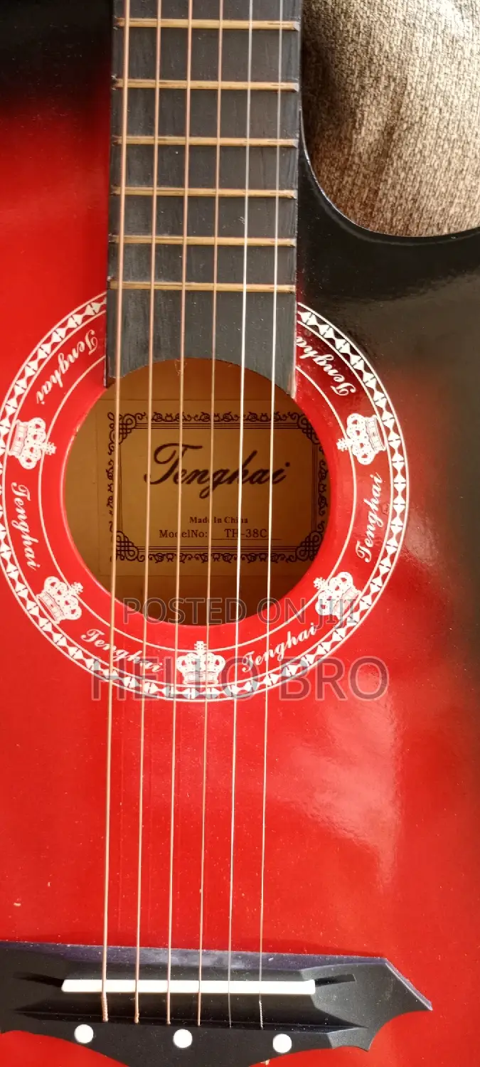 Box Guitar