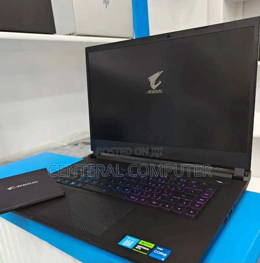 New Laptop Gigabyte AORUS 15P 16GB Intel Core I7 SSD 512GB