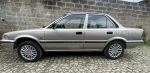 Toyota Corolla Sedan 1990 Gold