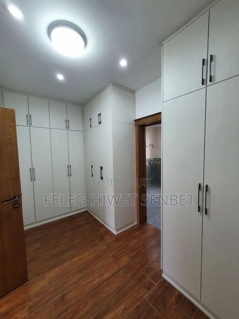 Furnished 5bdrm Villa in አአ, Bole for sale