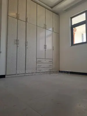 Furnished 5bdrm Villa in አአ, Bole for sale