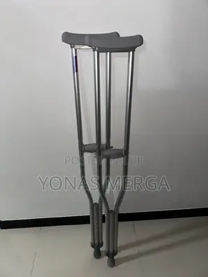 Crutches°Cruncheክራንች'crutches:Crutche=Crutches Crutches